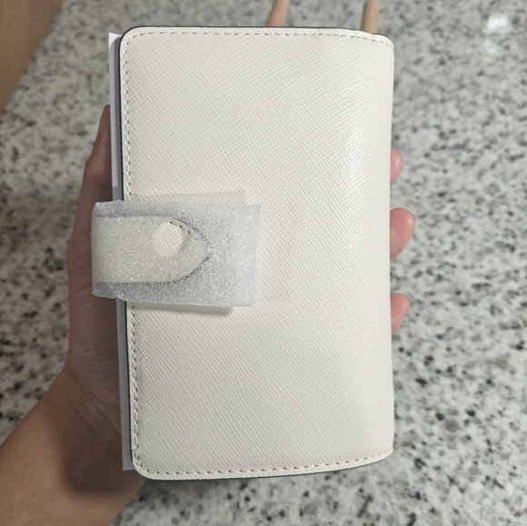 Kate spade Madison Puffy Heart Medium Bifold Wallet - Picture 6 of 8